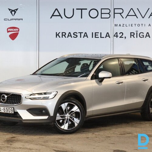 Pārdod Volvo V60 Cross Country B5 Awd, 2021