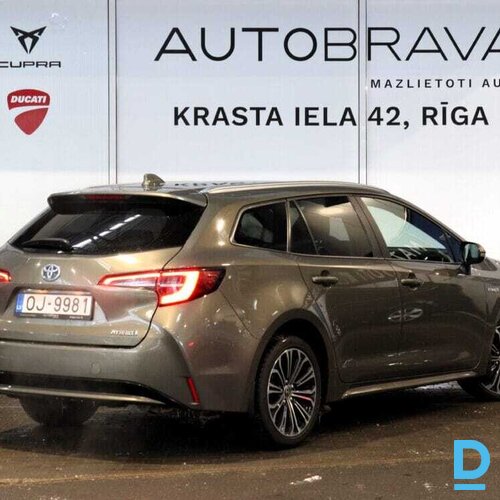 Pārdod Toyota Corolla Touring Sports Hybrid, 1.8, 2020