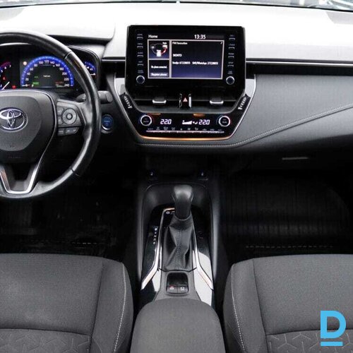 Pārdod Toyota Corolla Touring Sports Hybrid, 1.8, 2020