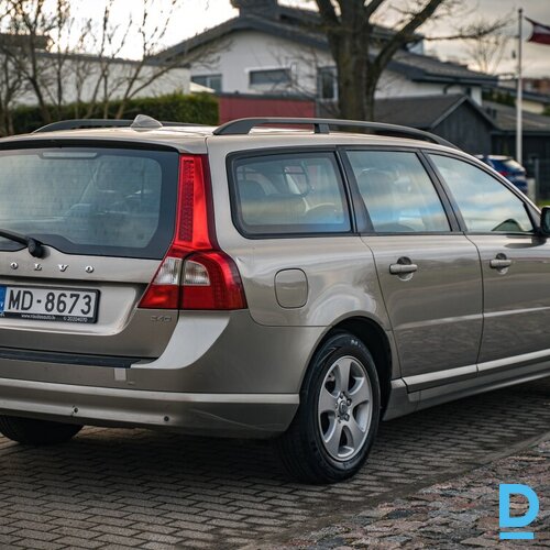 Pārdod Volvo V70 2.4d, 2008