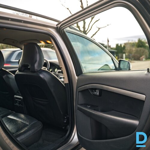 Pārdod Volvo V70 2.4d, 2008