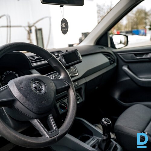 Pārdod Skoda Fabia 1.0i, 2016