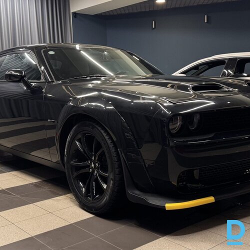 Pārdod Dodge Challnger SXT 3.6i, 2018