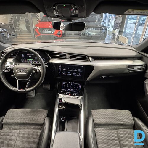 Pārdod Audi E-tron 55 S-line Black Edition, 2019