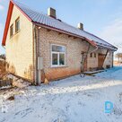 В продаже двухэтажный частный дом с земельным участком площадью 4 га рядом с Маз