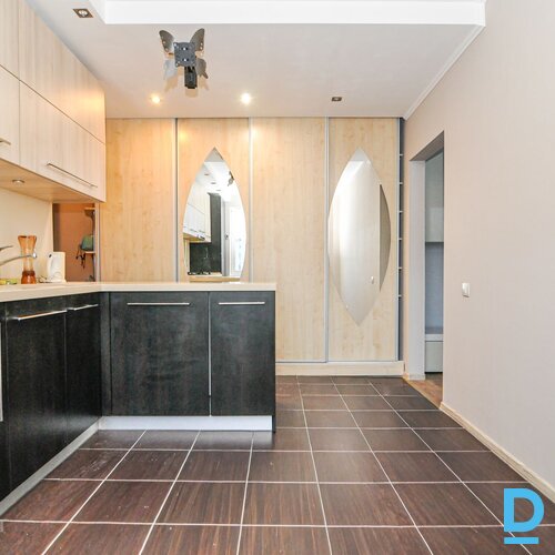 Pārdod dzīvokli Kleistu iela 21