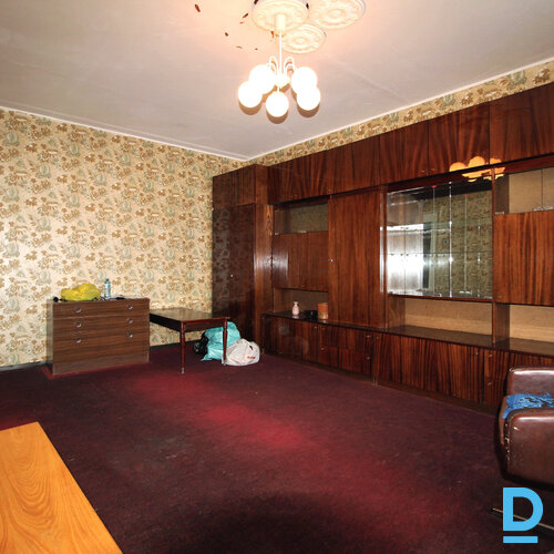 Pārdod dzīvokli Reiņu meža 5 Pārdod dzīvokli Reiņu meža 5