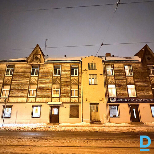 Pārdod dzīvokli Mazā Nometņu iela 57