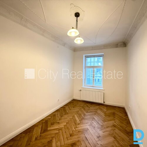 Izīrē dzīvokli Rīgā