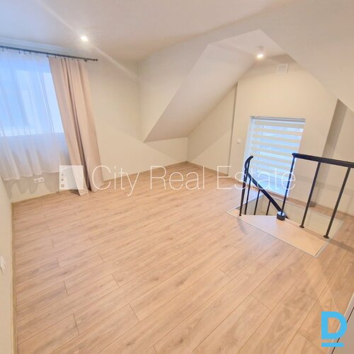 Izīrē dzīvokli Rīgā