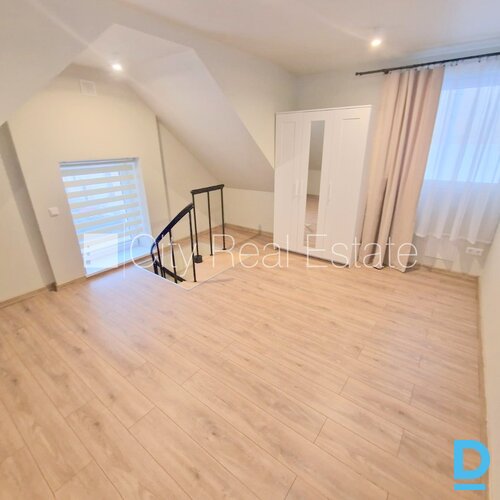 Izīrē dzīvokli Rīgā