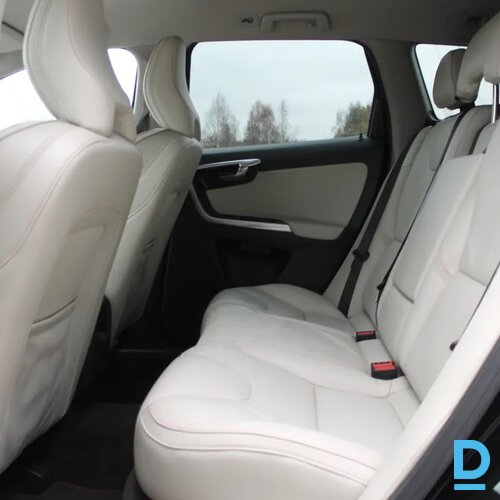 Pārdod Volvo XC60 FACELIFT 4x4, OCEAN RACE, 2.4D, 2014 Pārdod Volvo XC60 FACELIFT 4x4, OCEAN RACE, 2.4D, 2014