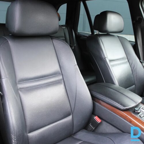 Pārdod BMW X5 E70 3.0D, 2008