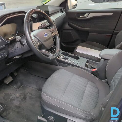 Pārdod Ford Kuga, 2021 Pārdod Ford Kuga, 2021