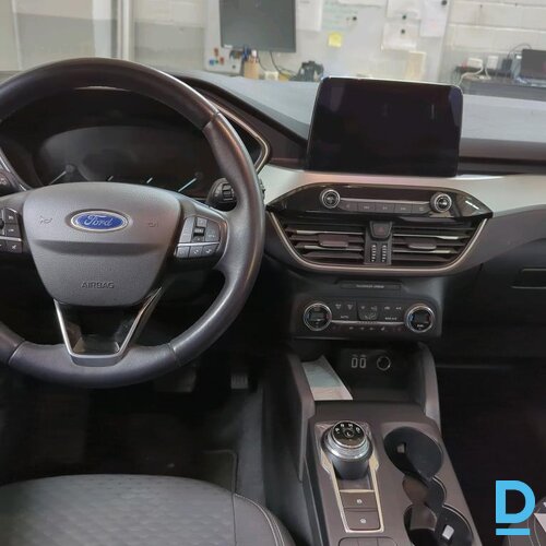 Pārdod Ford Kuga, 2021 Pārdod Ford Kuga, 2021