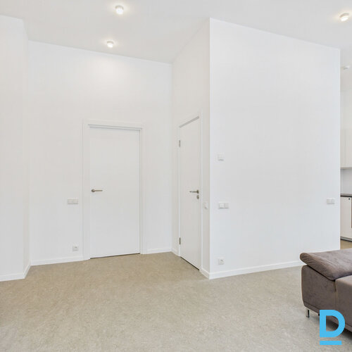 Pārdod māju Ezermalas iela 6