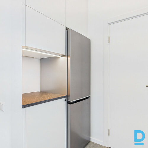 Pārdod māju Ezermalas iela 6