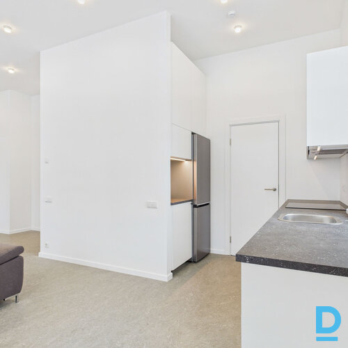 Pārdod māju Ezermalas iela 6