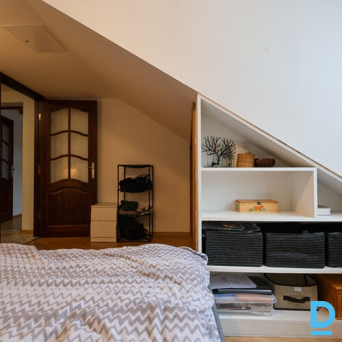 Pārdod dzīvokli Uliha iela 49 Pārdod dzīvokli Uliha iela 49