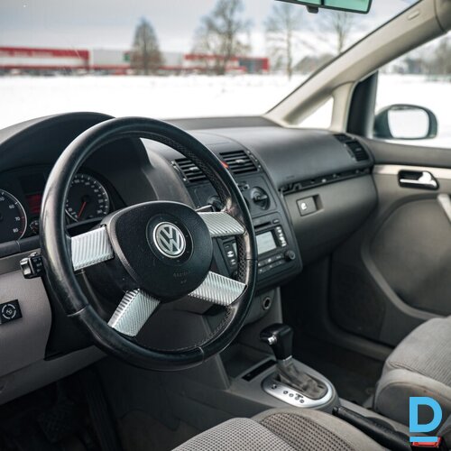 Pārdod Volkswagen Touran 1.6i, 2005