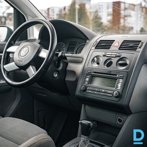 Pārdod Volkswagen Touran 1.6i, 2005