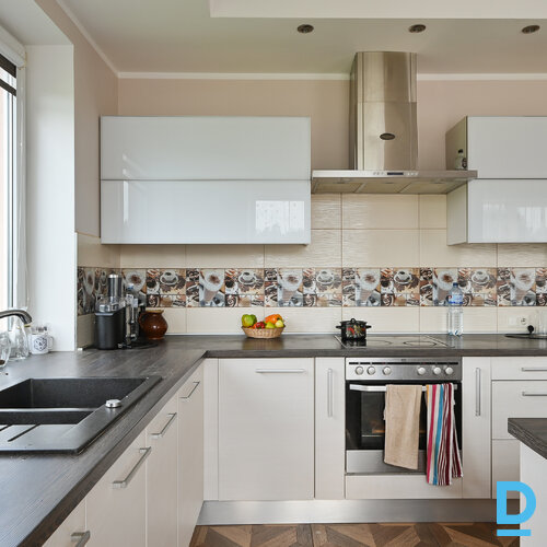 Pārdod māju Riekstu iela 16 Pārdod māju Riekstu iela 16