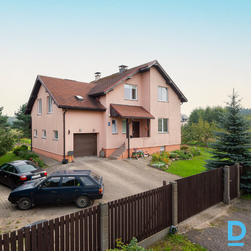 Pārdod māju Riekstu iela 16