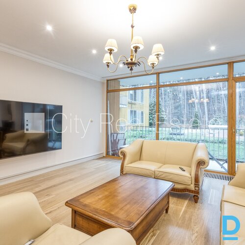 Izīrē dzīvokli Jūrmalā