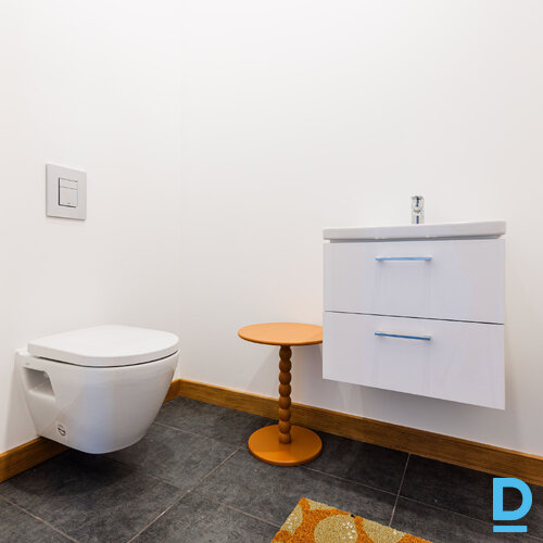 Pārdod māju Ritausmas iela 1