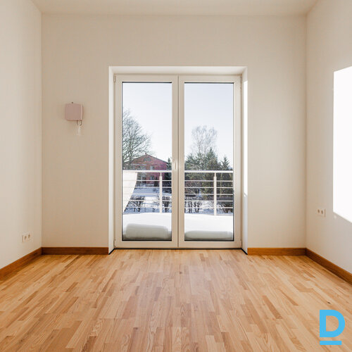 Pārdod māju Ritausmas iela 1