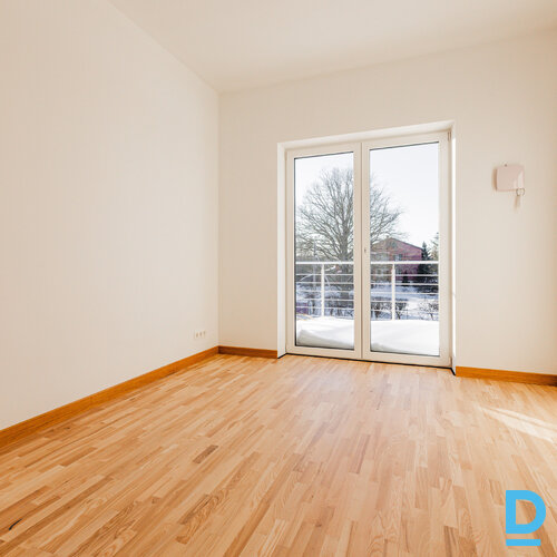 Pārdod māju Ritausmas iela 1