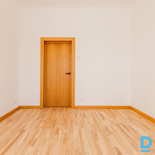 Pārdod māju Ritausmas iela 1