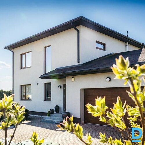 Pārdod māju Mārupes novads Mārupe Pētera 11