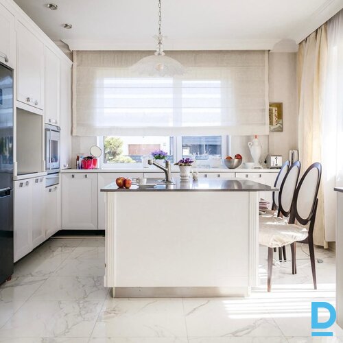 Pārdod māju Mārupes novads Mārupe Pētera 11