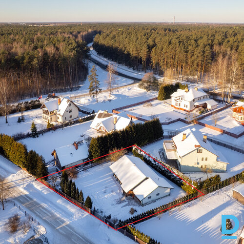 Pārdod māju Meža iela 14