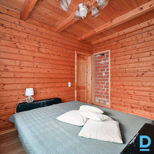 Pārdod māju Meža iela 14