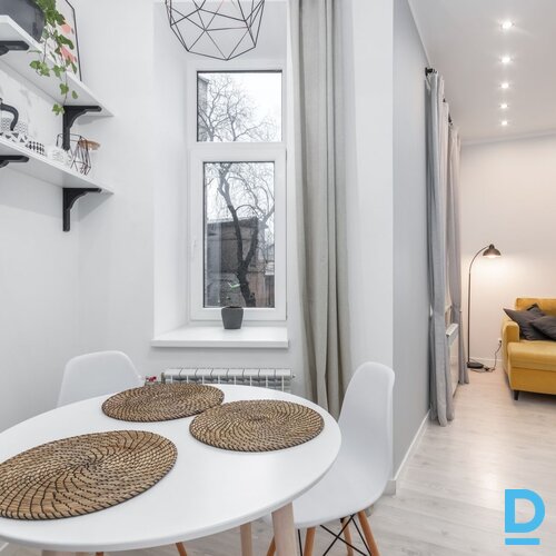 Izīrē dzīvokli Rīga