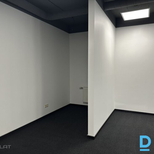 Izīrē biroju Brīvības iela 171