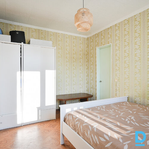 Pārdod dzīvokli Dzelzavas iela 25