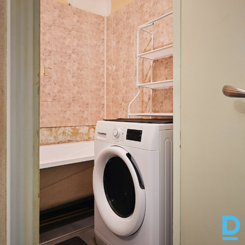 Pārdod dzīvokli Dzelzavas iela 25