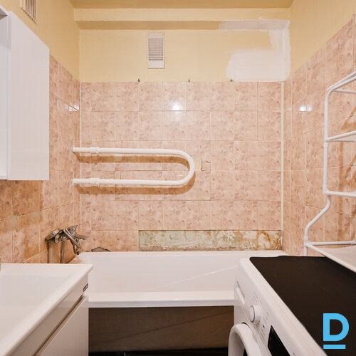 Pārdod dzīvokli Dzelzavas iela 25