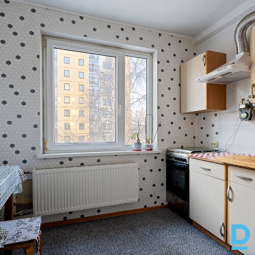 Pārdod dzīvokli Dižozolu iela 27