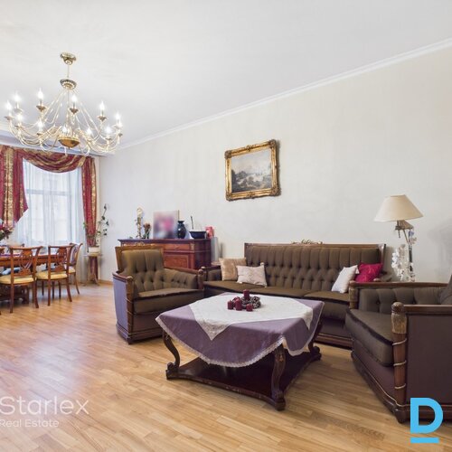 Plašs dzīvoklis Rīgas centrā ar iespēju sadalīt divos īpašumos