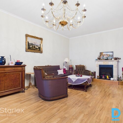 Plašs dzīvoklis Rīgas centrā ar iespēju sadalīt divos īpašumos Plašs dzīvoklis Rīgas centrā ar iespēju sadalīt divos īpašumos