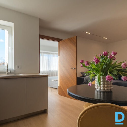 Pārdod dzīvokli Baznīcas 26