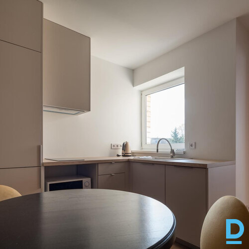 Pārdod dzīvokli Baznīcas 26