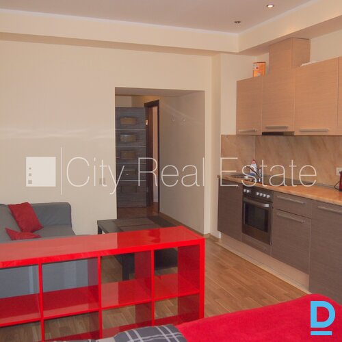 Izīrē dzīvokli Rīgā