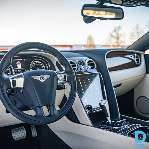 Pārdod Bentley Continental GTC 4.0i V8, 2017