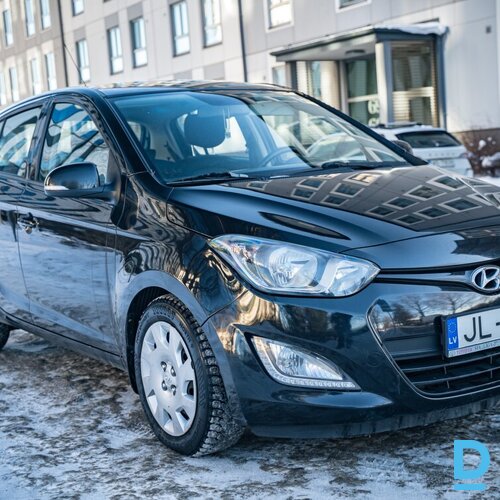 Pārdod Hyundai i20, 1.4d, 2013