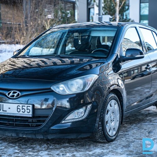 Pārdod Hyundai i20, 1.4d, 2013